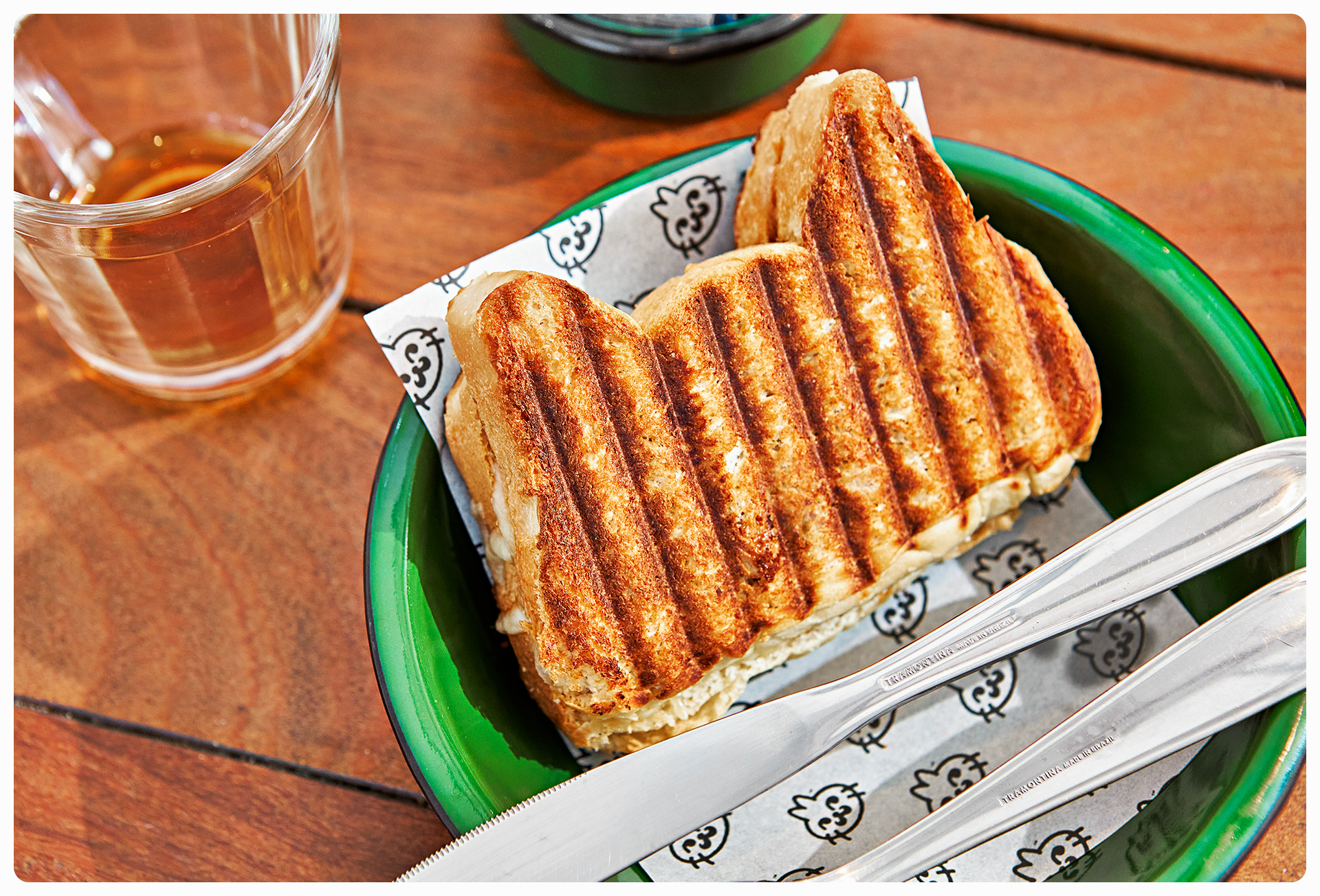 Gato Pingado + Petrikór